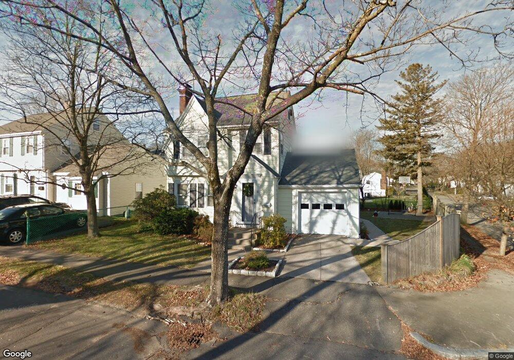 32 Melbourne Rd, Milton, MA 02186 - photo 1