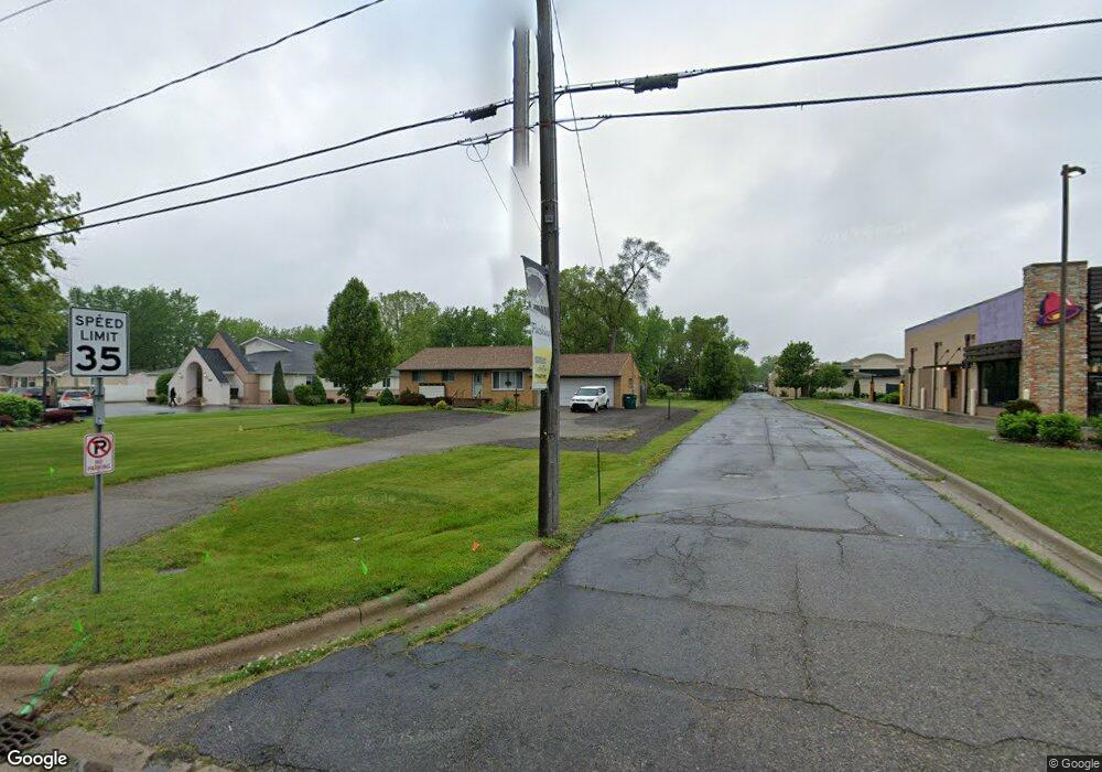 1531 E Pierson Rd, Flushing, MI 48433 - photo 1