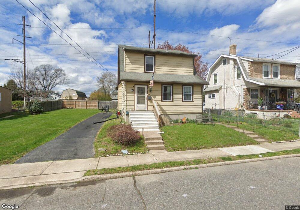 88 N Ridgeway Ave, Glenolden, PA 19036 - photo 1