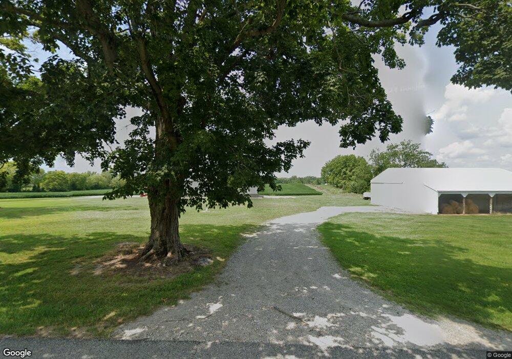 8677 S 600 W, Edinburgh, IN 46124 - photo 1