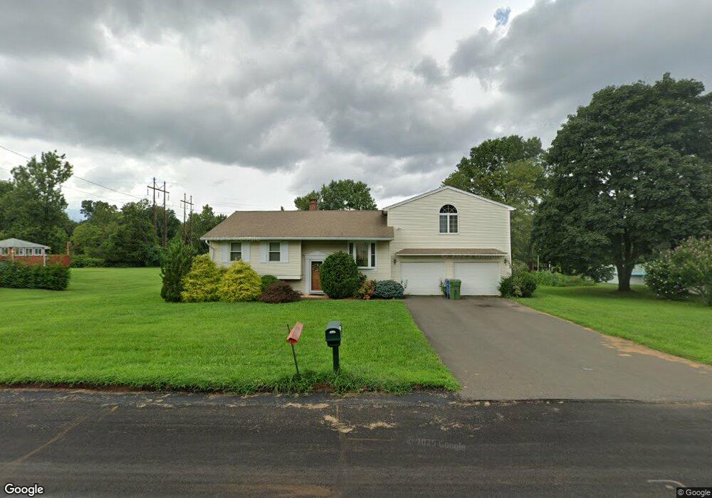 94 Oak Ridge Dr, Middletown, CT 06457 - photo 1