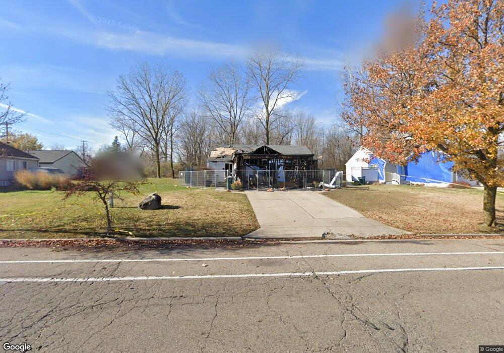 6056 Wise Rd, Lansing, MI 48911 - photo 1