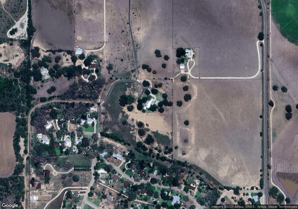 1402 Kollman Dr, Hondo, TX 78861 - photo 1