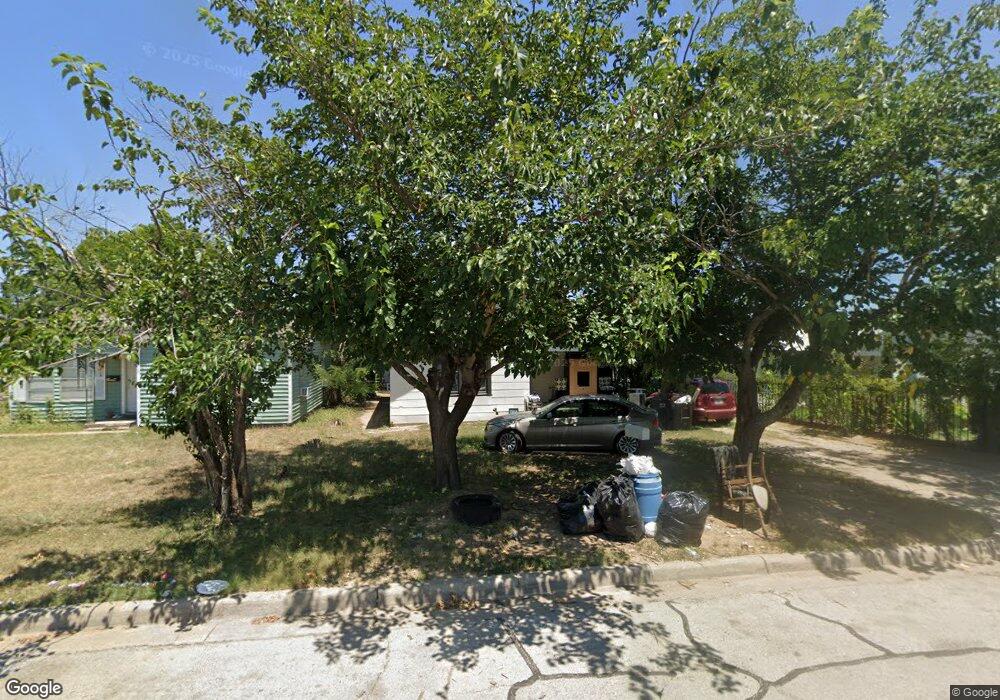 2602 NW 29th St, Fort Worth, TX 76106 - photo 1