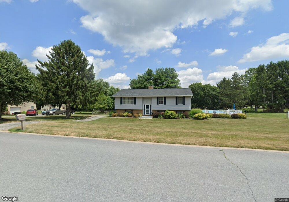 1302 Guadelupe Dr, Westminster, MD 21157 - photo 1