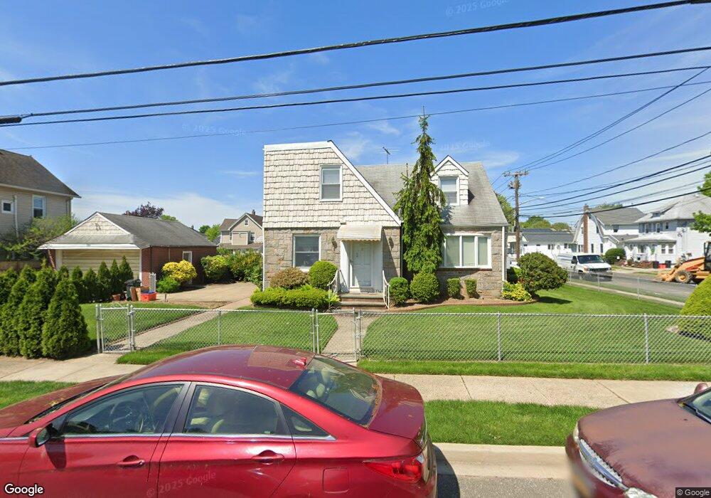 181 Monroe St, Franklin Square, NY 11010 - photo 1