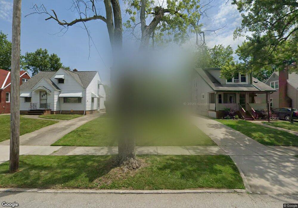 5139 Philip Ave, Maple Heights, OH 44137 - photo 1