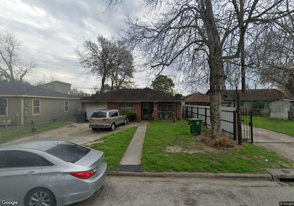 1710 Woodard St, Houston, TX 77009 - photo 1