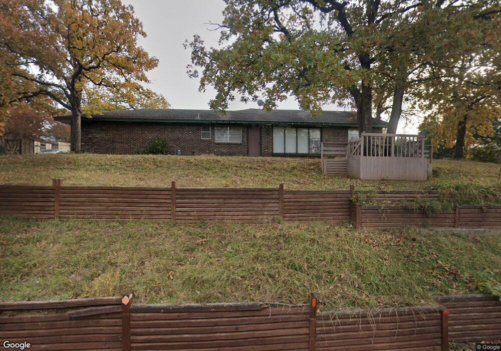 1301 Cliffwood Rd, Euless, TX 76040 - photo 1