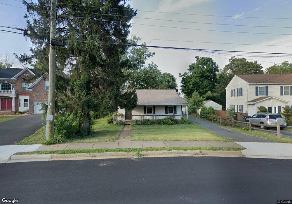 7344 Howard Ct, Falls Church, VA 22043 - photo 1