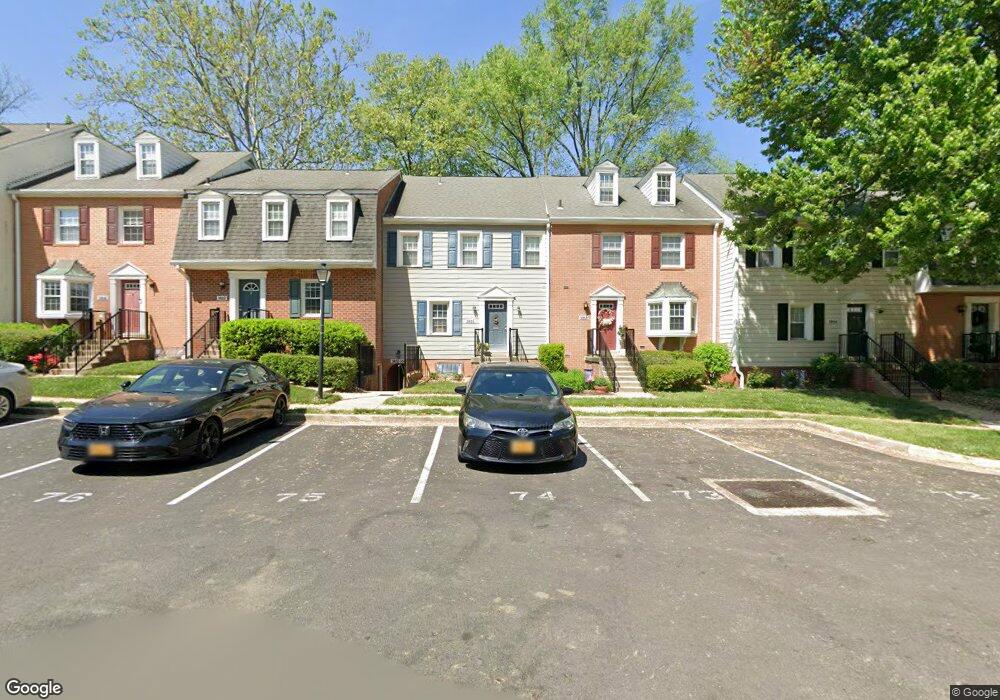 3851 Fairfax Square, Fairfax, VA 22031 - photo 1