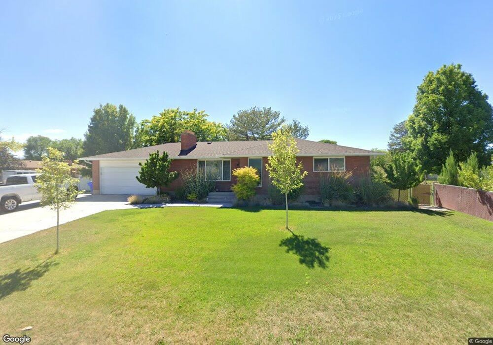 6676 Cassidy Ln, West Jordan, UT 84084 - photo 1