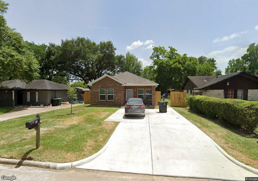 831 Marcolin St, Houston, TX 77088 - photo 1