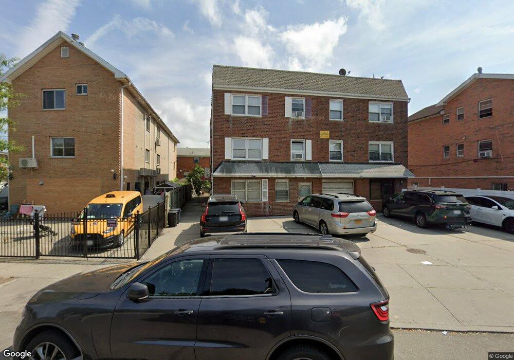 5833 College Point Blvd, Flushing, NY 11355 - photo 1