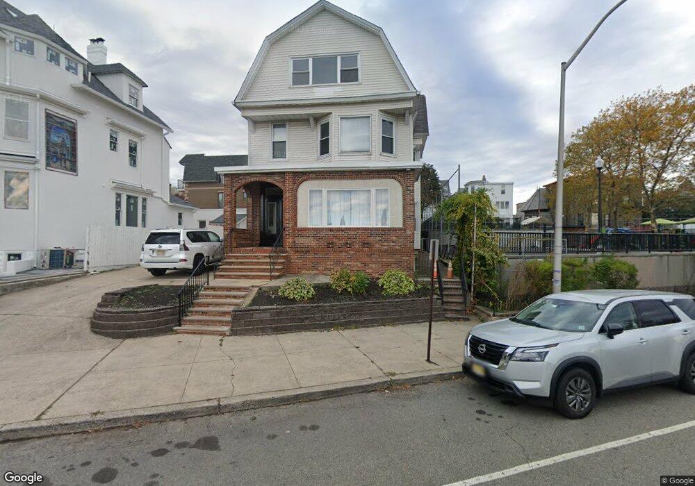 911 Jfk Blvd E unit 1, Weehawken, NJ 07086 - photo 1