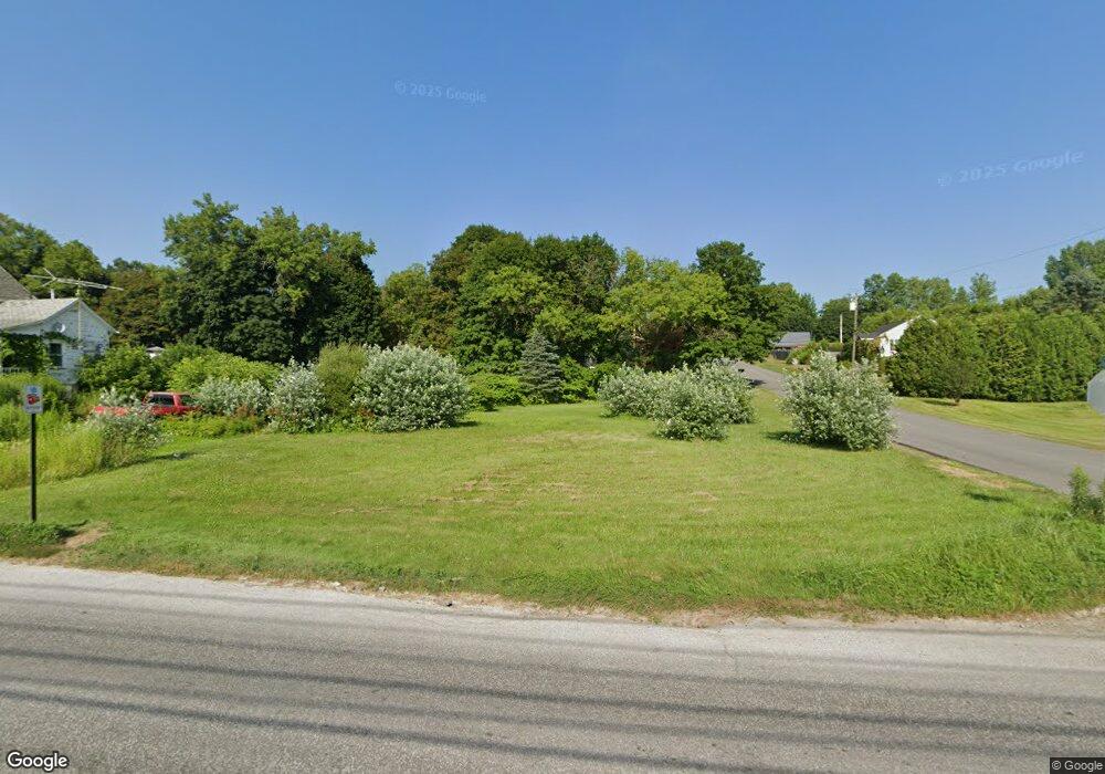 202 Stratton Rd, Rutland, VT 05701 - photo 1