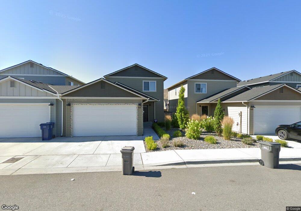 490 S Kansas Loop, East Wenatchee, WA 98802 - photo 1
