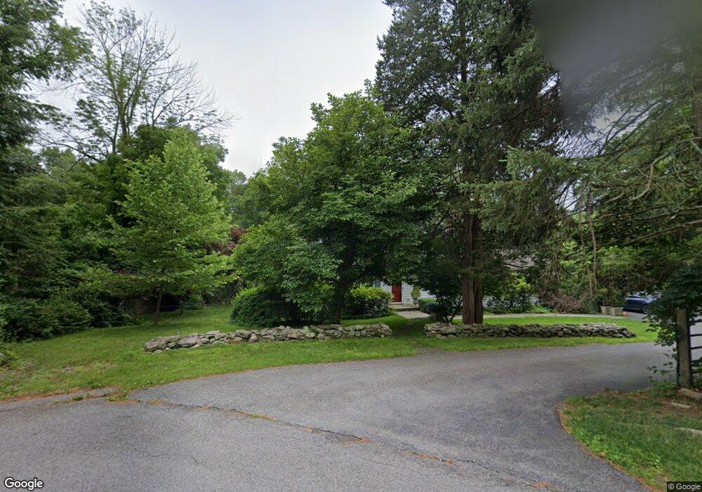 8 Trinity Ln, Pound Ridge, NY 10576 - photo 1