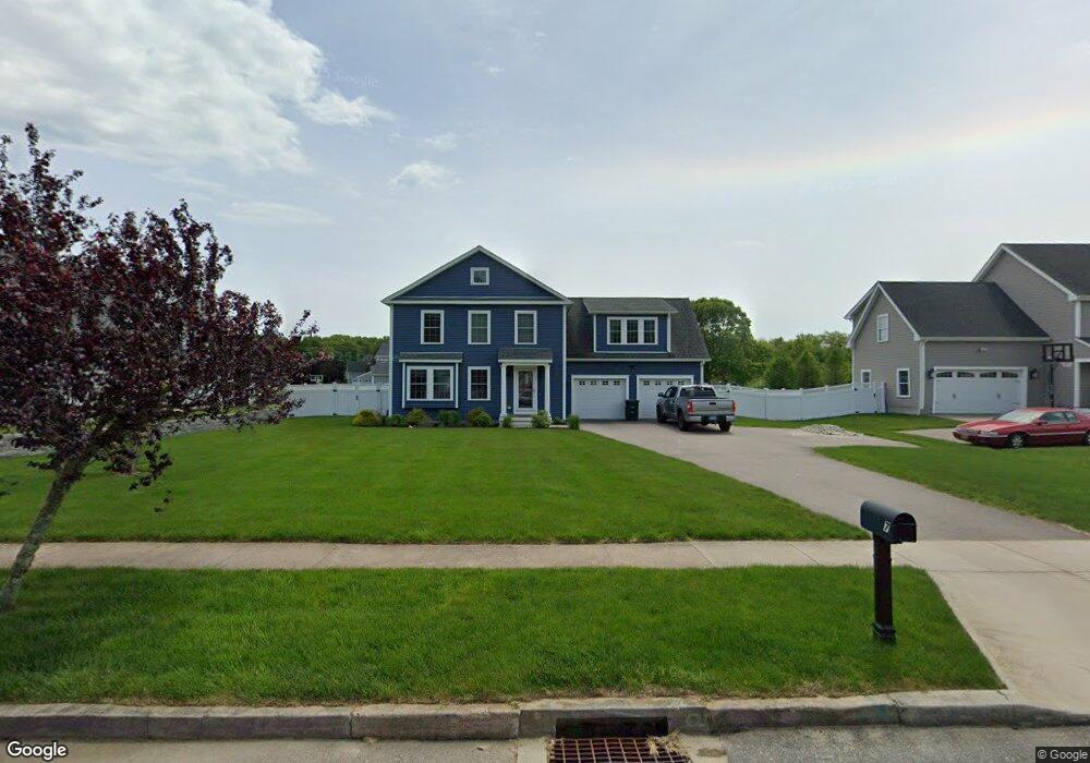 7 Grandview Farm Dr, Pawcatuck, CT 06379 - photo 1