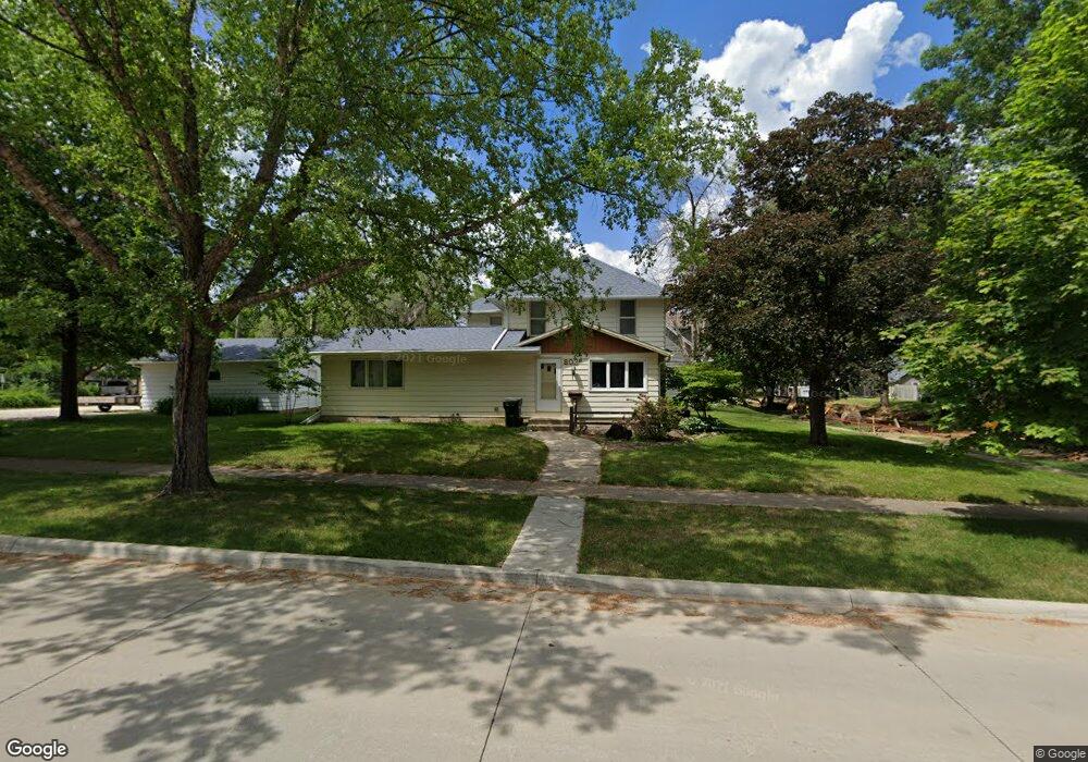 803 W 4th St, Cedar Falls, IA 50613 - photo 1