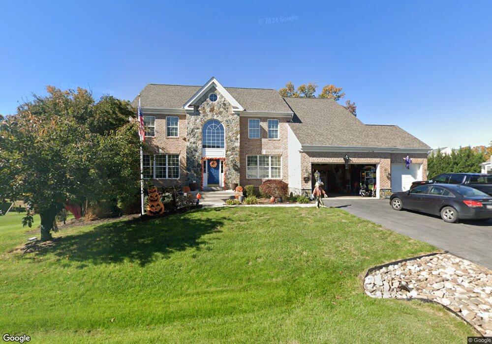 908 Riparian Dr, Falling Waters, WV 25419 - photo 1