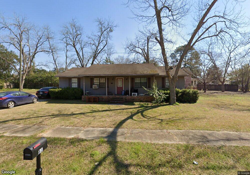 81 S Fourth Ave, Mc Rae, GA 31055 - photo 1