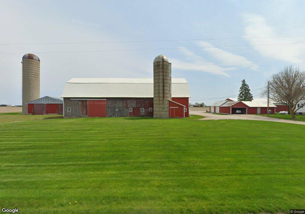 1885 S Block Rd, Frankenmuth, MI 48734 - photo 1