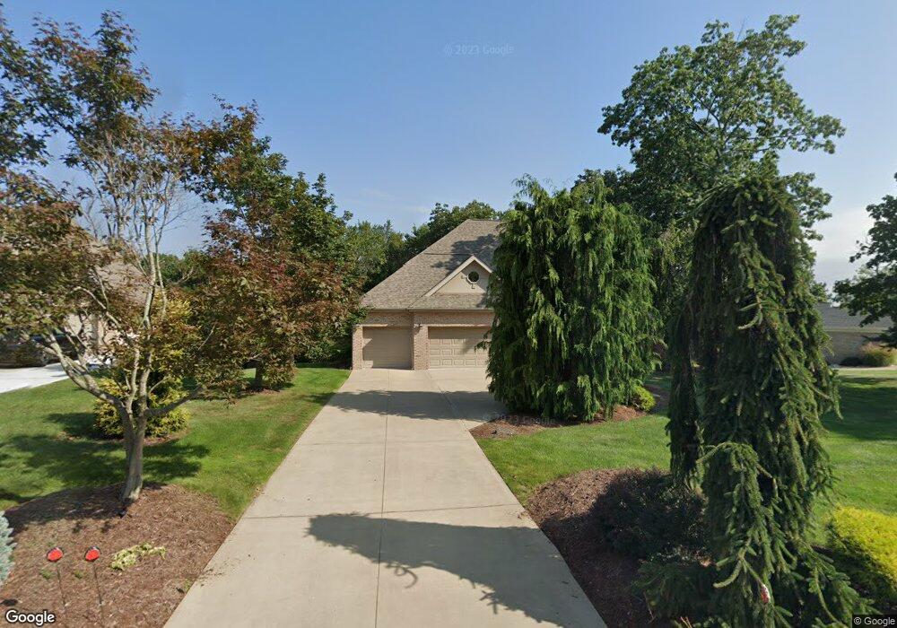 106 W Chevalier Ct unit 4, Eighty Four, PA 15330 - photo 1