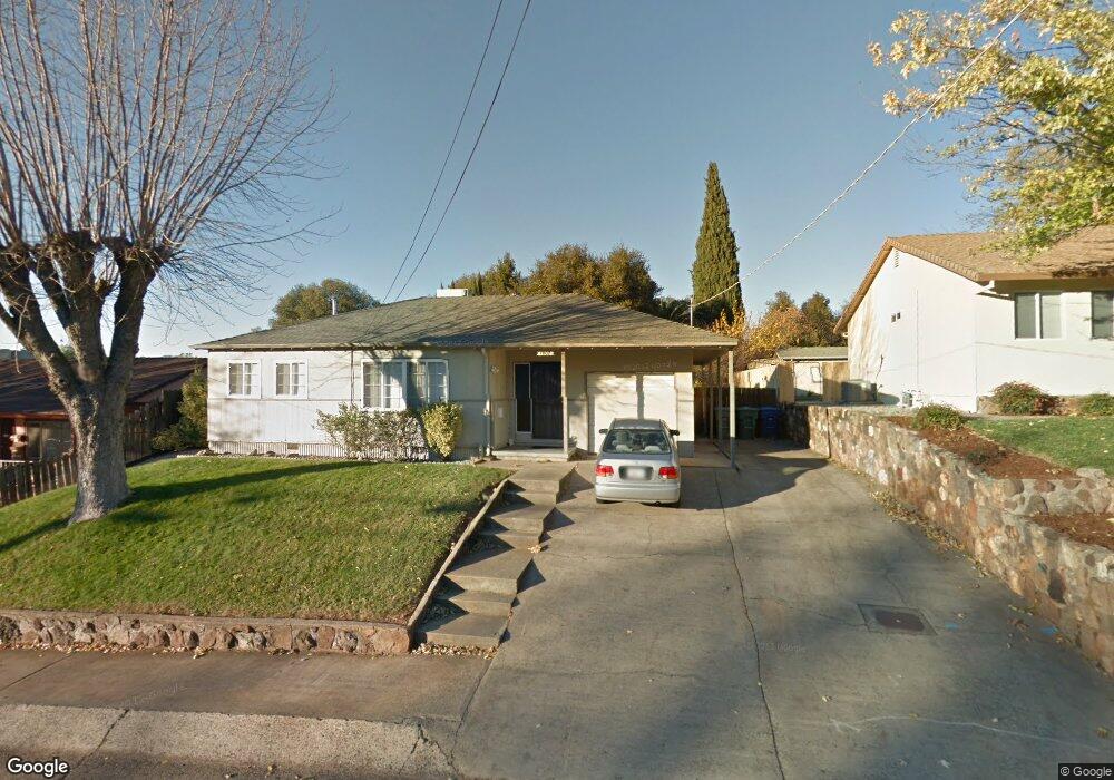 1007 3rd St, Redding, CA 96002 - photo 1