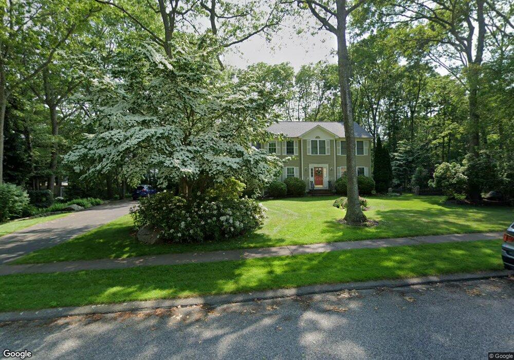 212 Mulberry Dr, Wakefield, RI 02879 - photo 1