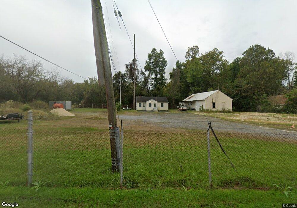 135 Thomas Ave, Owings, MD 20736 - photo 1