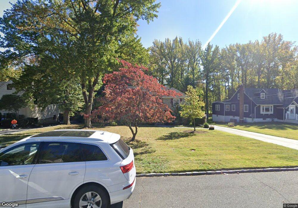 1662 Ramapo Way, Scotch Plains, NJ 07076 - photo 1