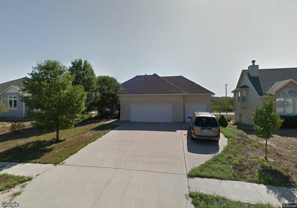 5007 Millbrook St, Shawnee, KS 66218 - photo 1