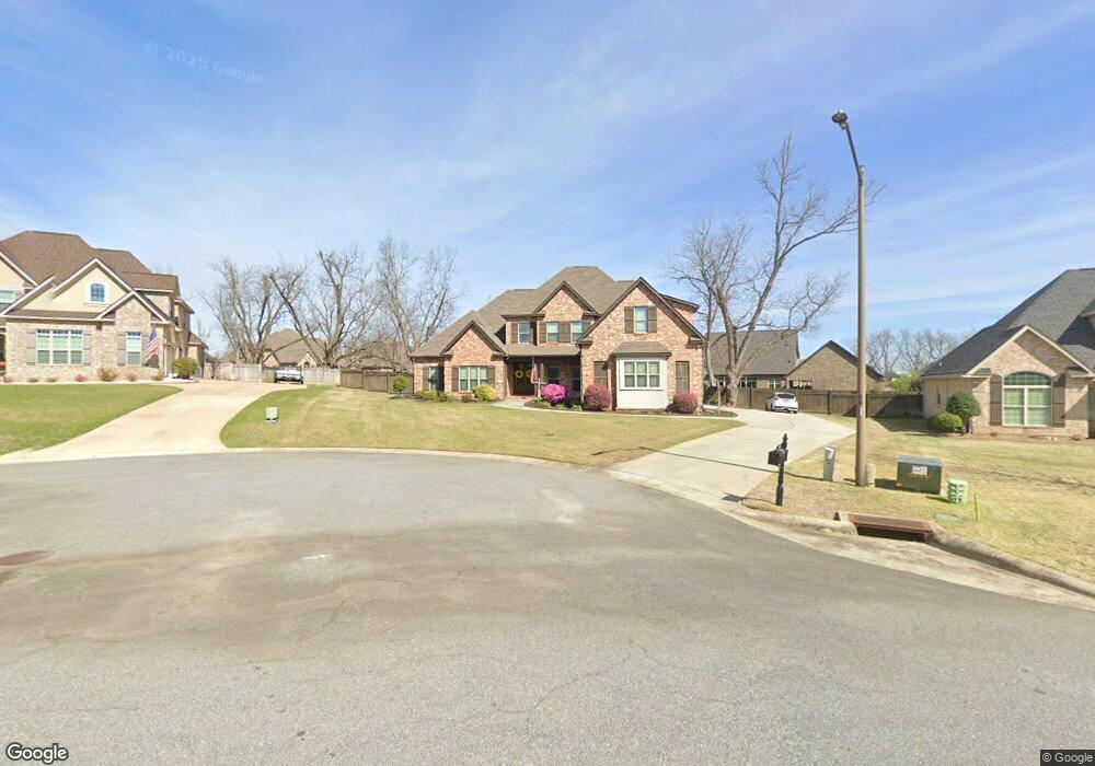 305 Stacy Ln, Warner Robins, GA 31088 - photo 1