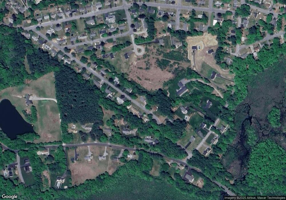 28 Bonnette Ave, Thompson, CT 06277 - photo 1