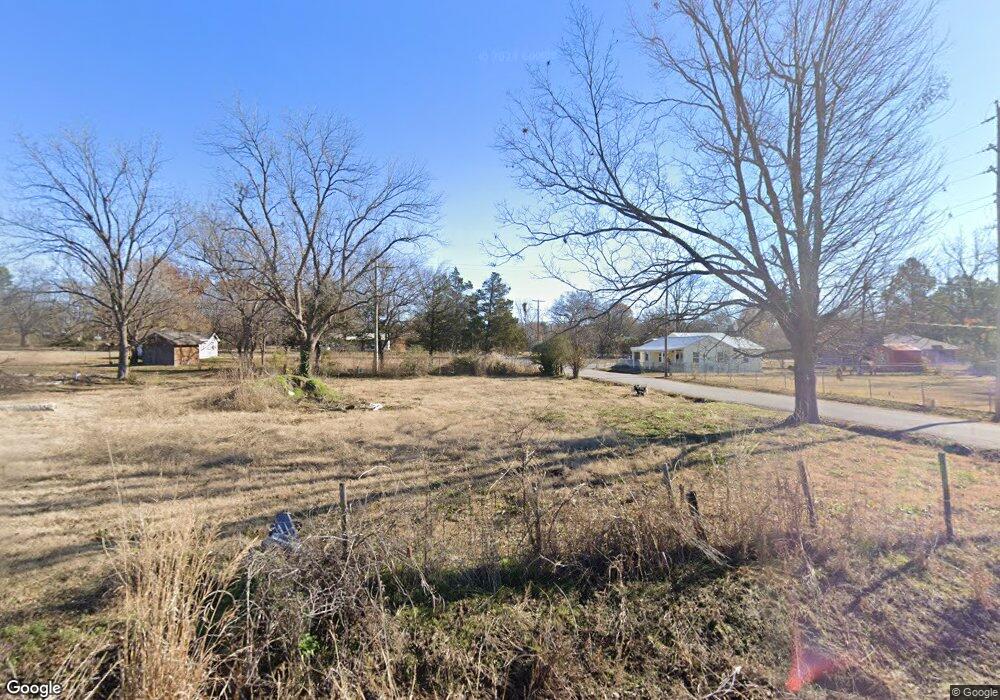 1101 N Kern Ave, Okmulgee, OK 74447 - photo 1