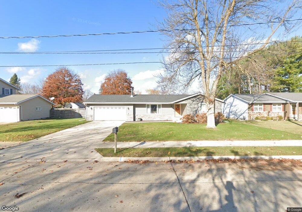 2528 44th St, Two Rivers, WI 54241 - photo 1