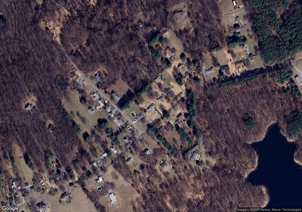 5752 Oakland Rd, Sykesville, MD 21784 - photo 1