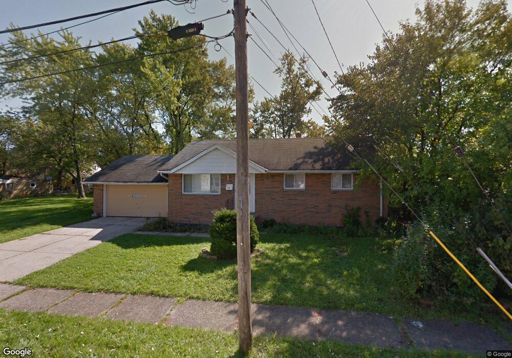 5681 Jefferson Ave, Maple Heights, OH 44137 - photo 1