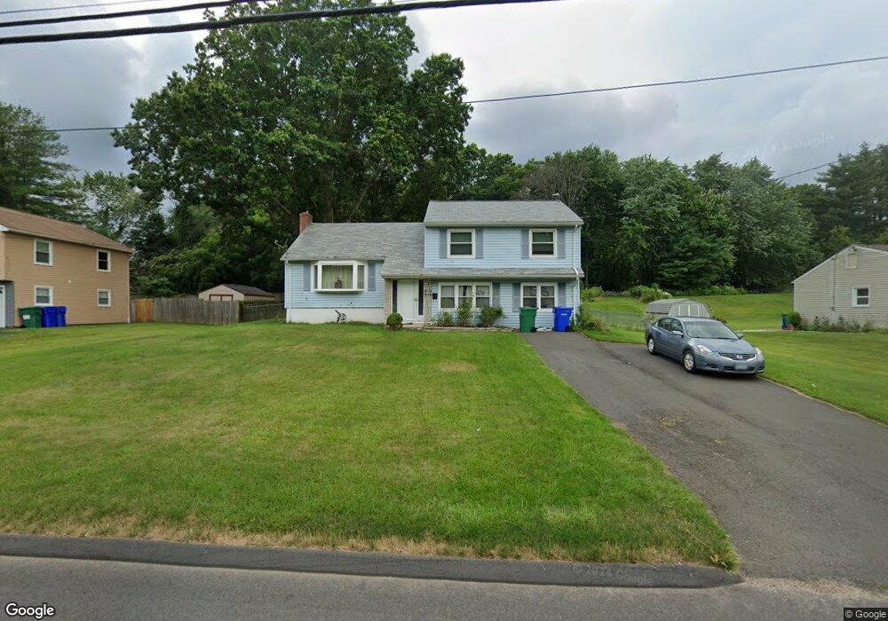 28 Applewood Rd, Bloomfield, CT 06002 - photo 1