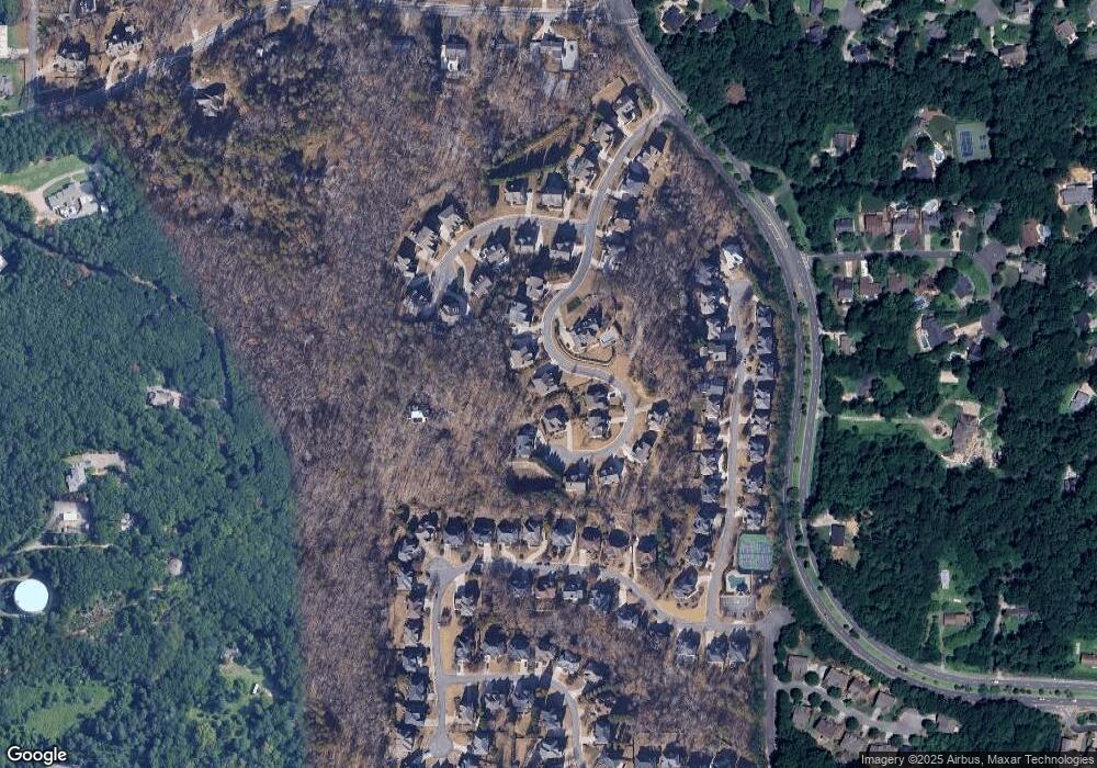 1405 Hilltop Overlook Dr, Marietta, GA 30062 - photo 1