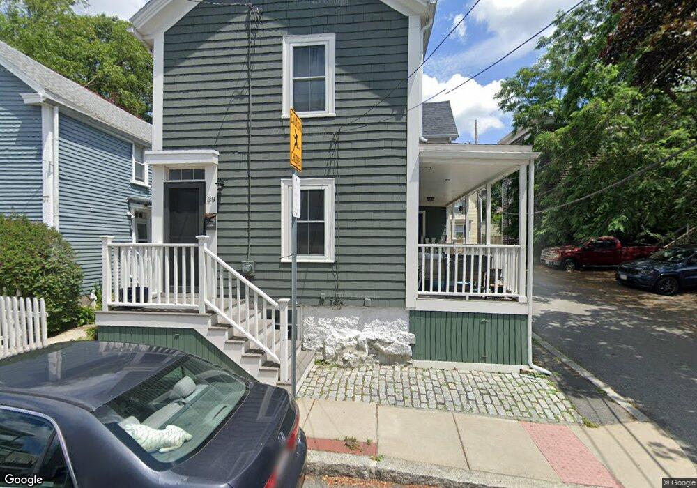 39 Daniels St, Salem, MA 01970 - photo 1