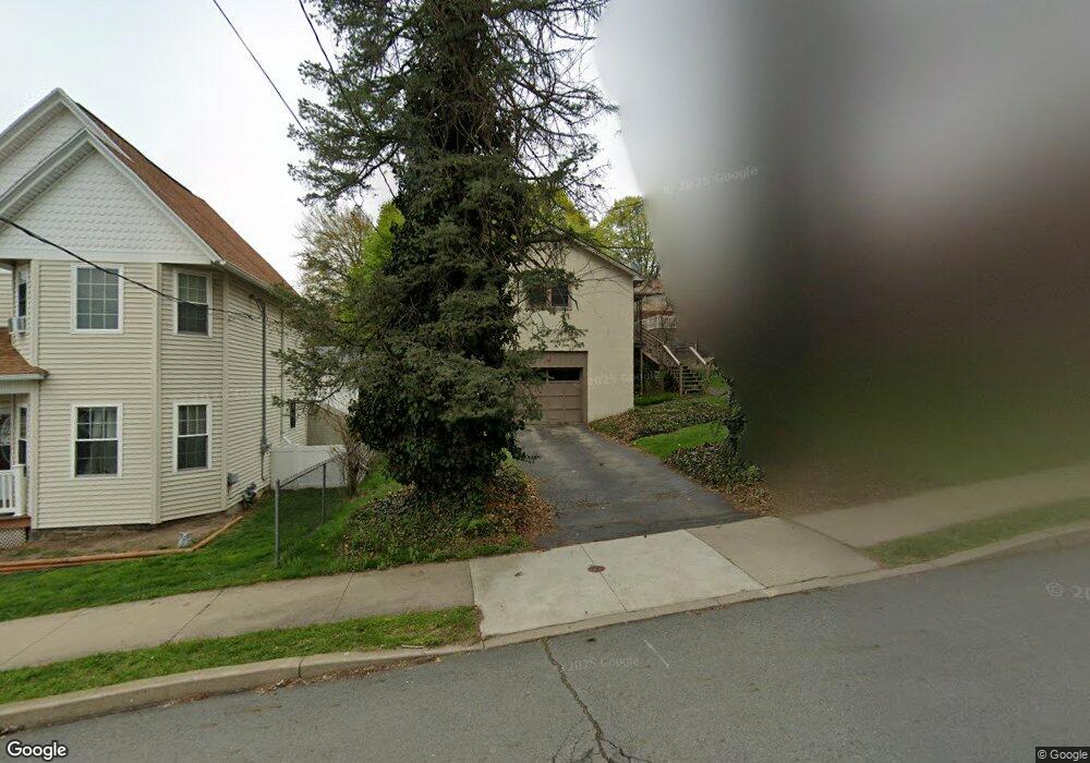 332 1/2 Wayne St, Archbald, PA 18403 - photo 1