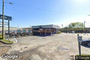 8820 Abercorn St, Savannah, GA 31406