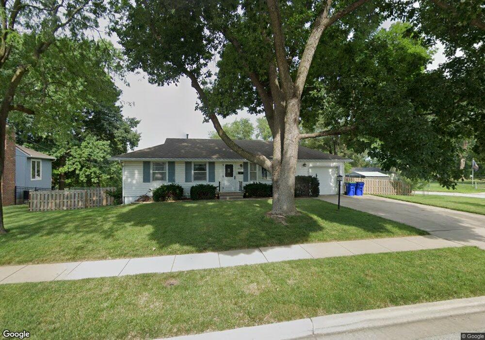 5536 Rosehill Rd, Shawnee, KS 66216 - photo 1