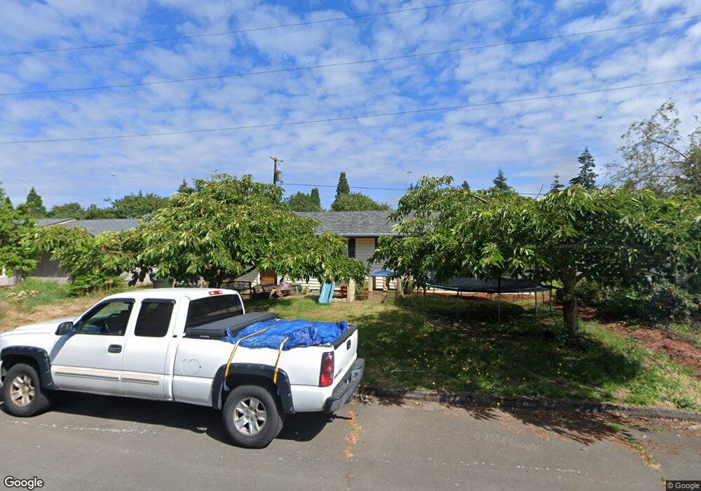 1566 W Quinalt St, Springfield, OR 97477 - photo 1