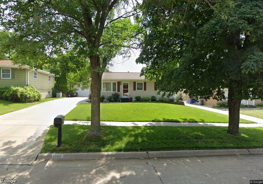 2509 Lori Dr SW, Cedar Rapids, IA 52404 - photo 1