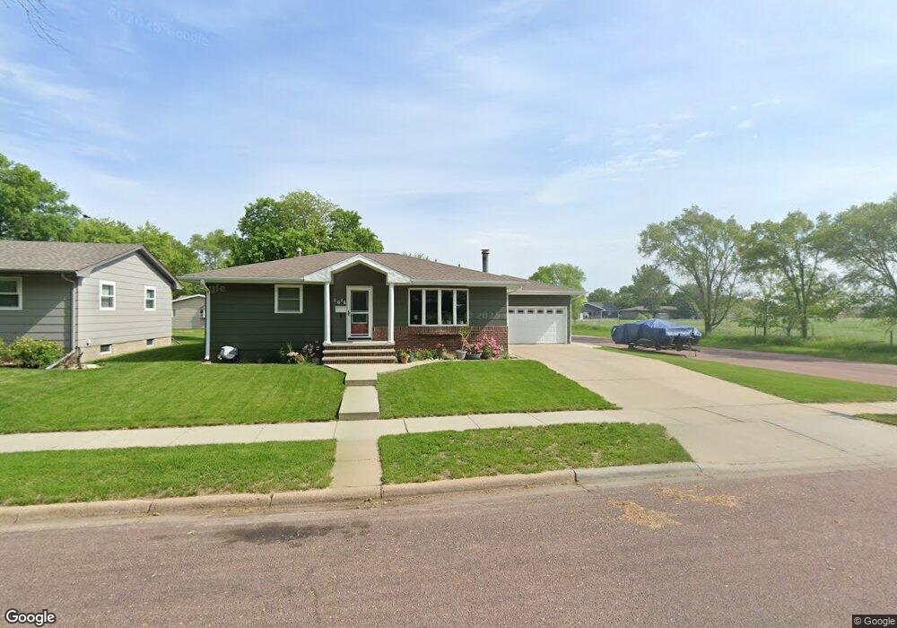 1616 E 4th Ave, Mitchell, SD 57301 - photo 1