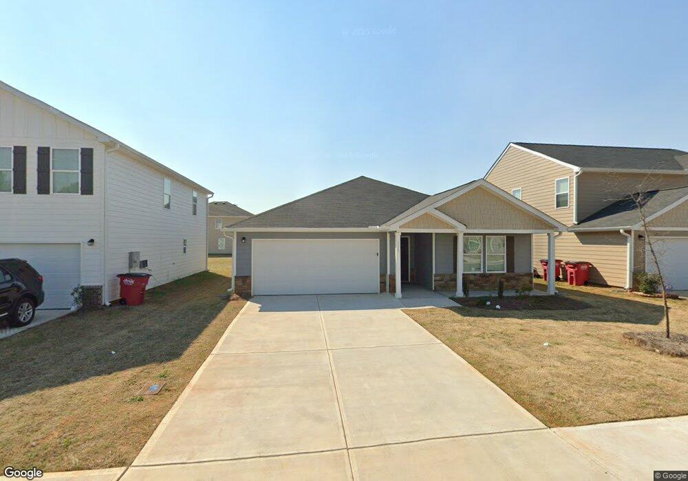 110 Crk Blf Trail, Warner Robins, GA 31093 - photo 1