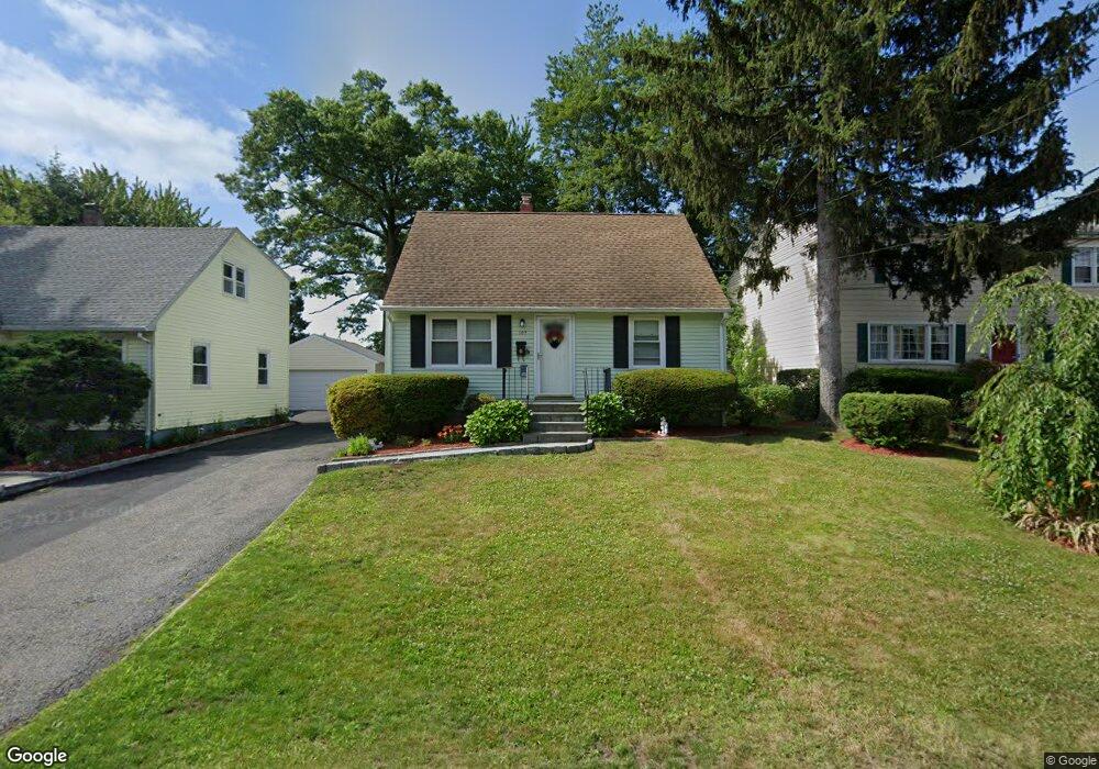 107 Holcomb Ave, Stamford, CT 06906 - photo 1